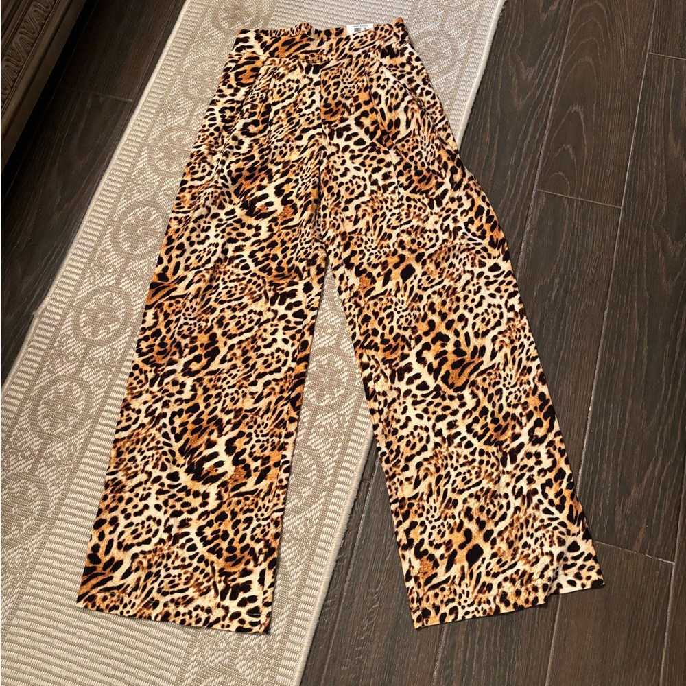 INC  Animal Print High-Rise wide led cheetah leopard Pants